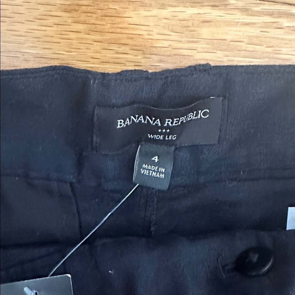 Banana Republic Size 4 Black Linen High Waist Pleated Wide Leg Pants in Size 4 - Picture 5 of 16